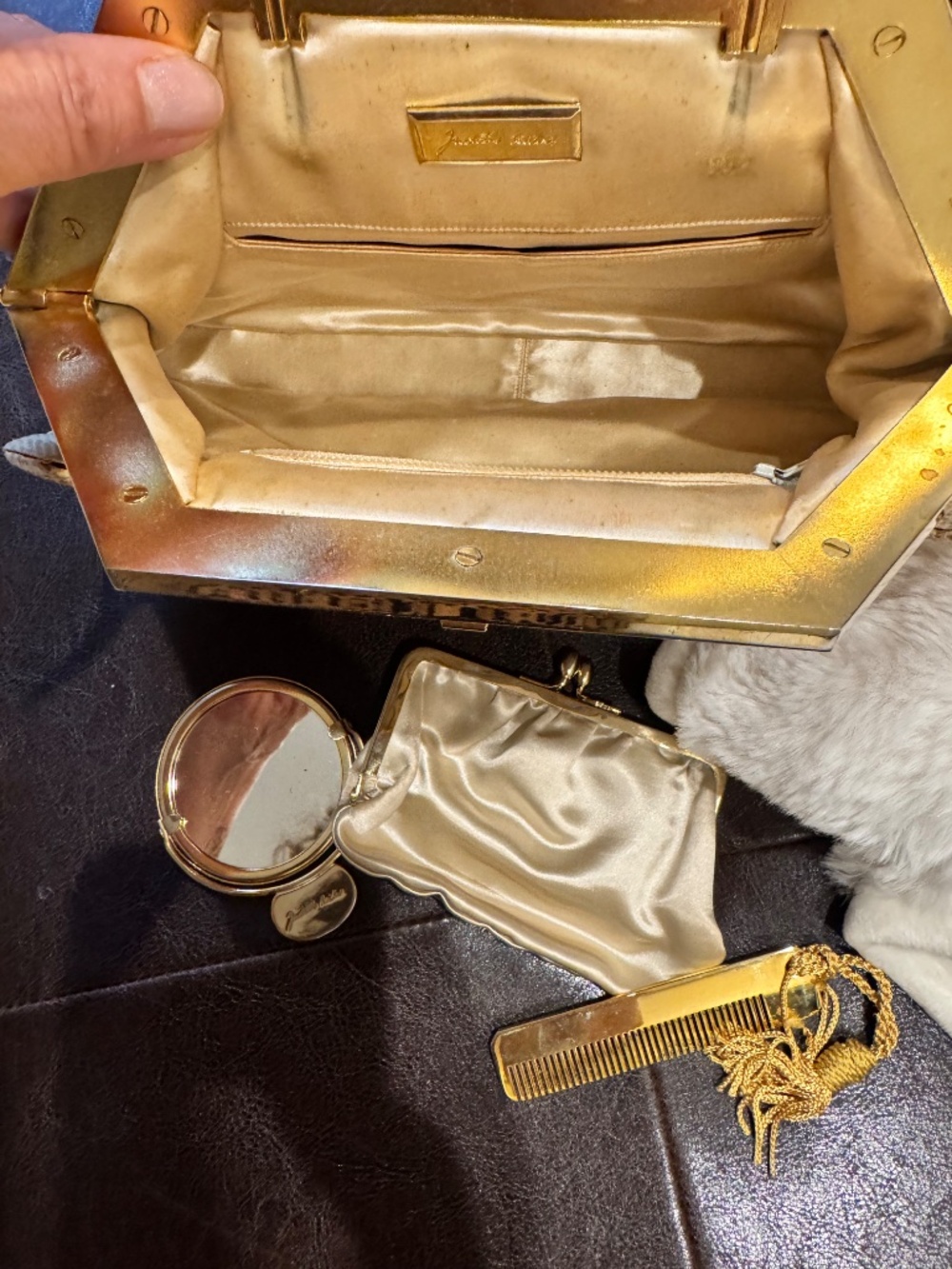 Vintage Judith Leiber lizard skin bag with tiger eye stone details. - Picture 12 of 12